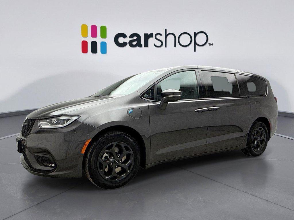 used 2022 Chrysler Pacifica Hybrid car, priced at $32,699