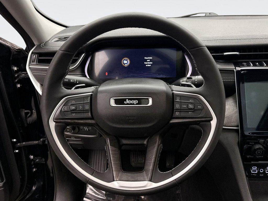 used 2023 Jeep Grand Cherokee car, priced at $30,198