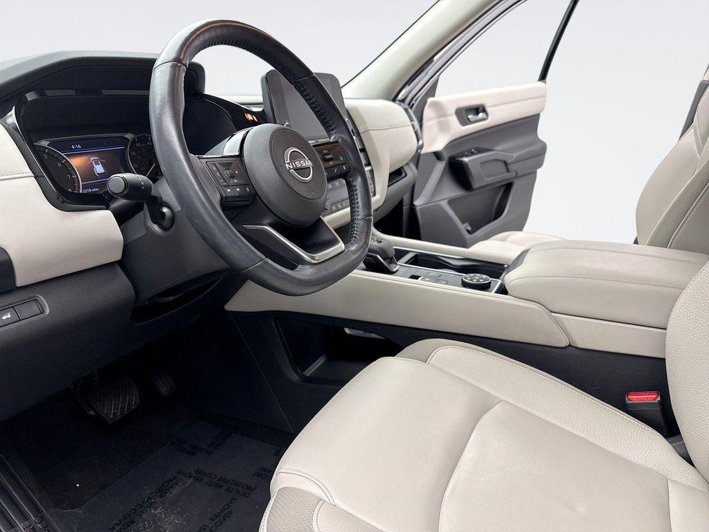 used 2024 Nissan Pathfinder car, priced at $34,499