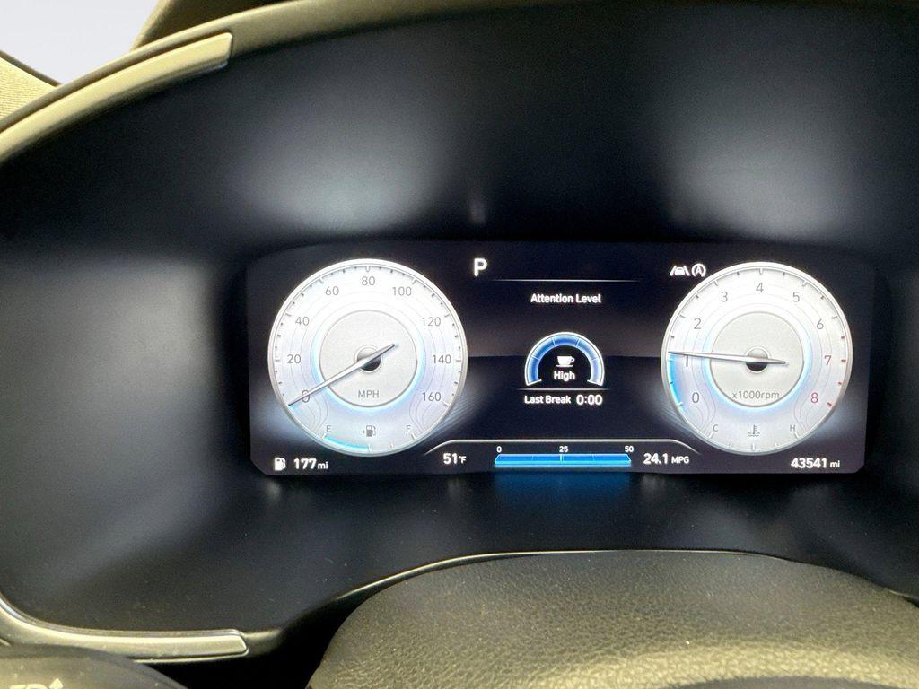 used 2022 Hyundai Santa Fe car, priced at $25,198