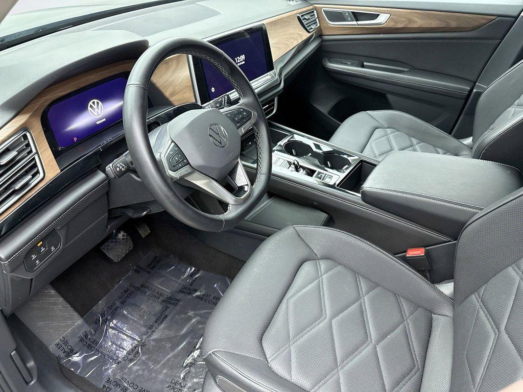 used 2024 Volkswagen Atlas car, priced at $27,497