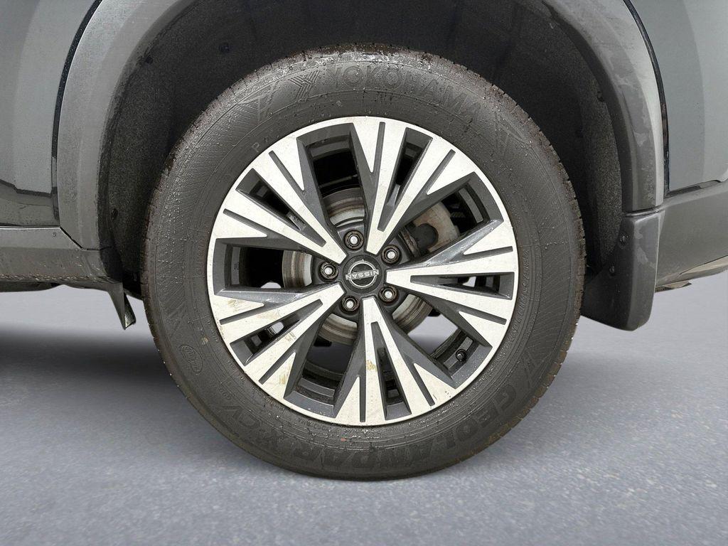 used 2023 Nissan Rogue car, priced at $24,699
