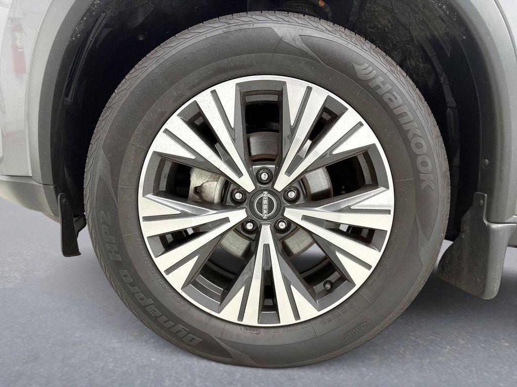 used 2023 Nissan Rogue car, priced at $25,999