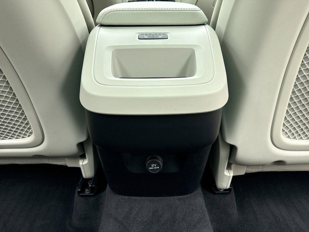 used 2020 Volvo XC60 car, priced at $22,149