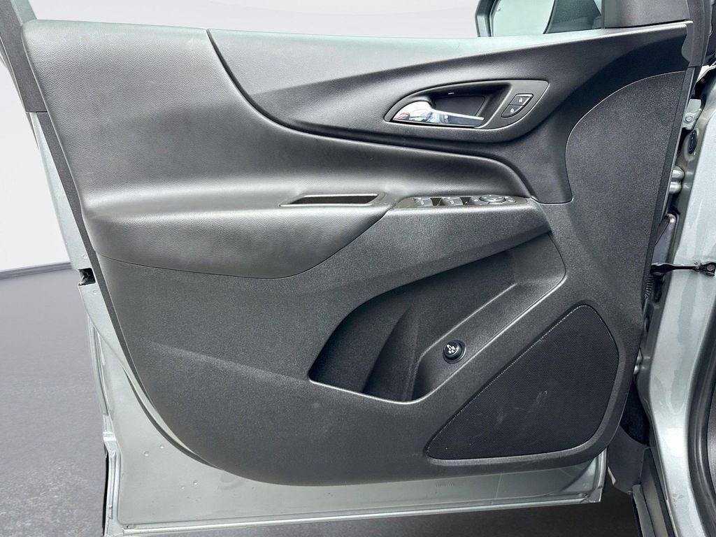 used 2023 Chevrolet Equinox car, priced at $24,197