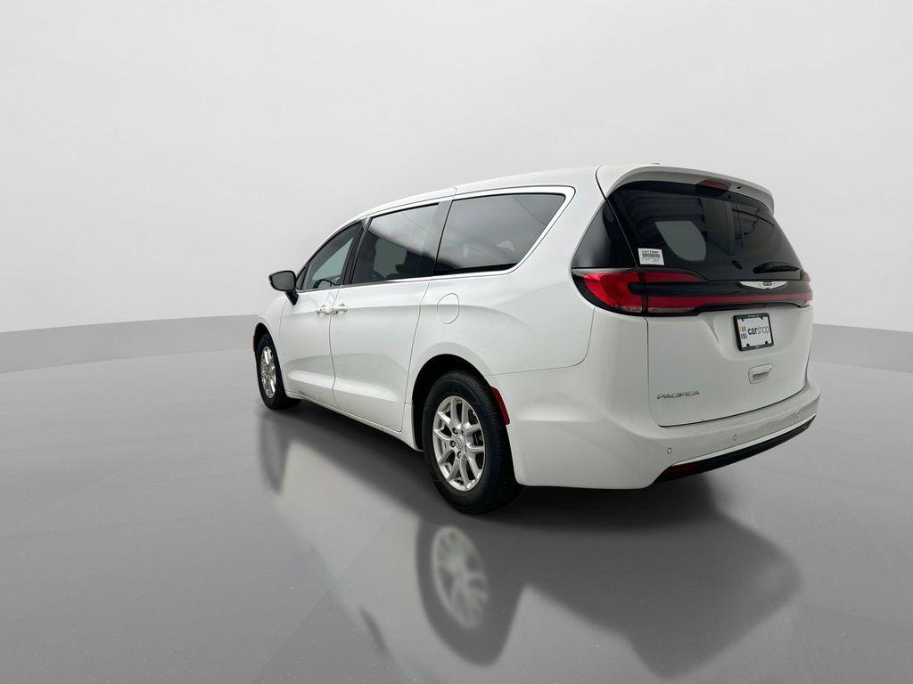 used 2025 Chrysler Pacifica car, priced at $32,499