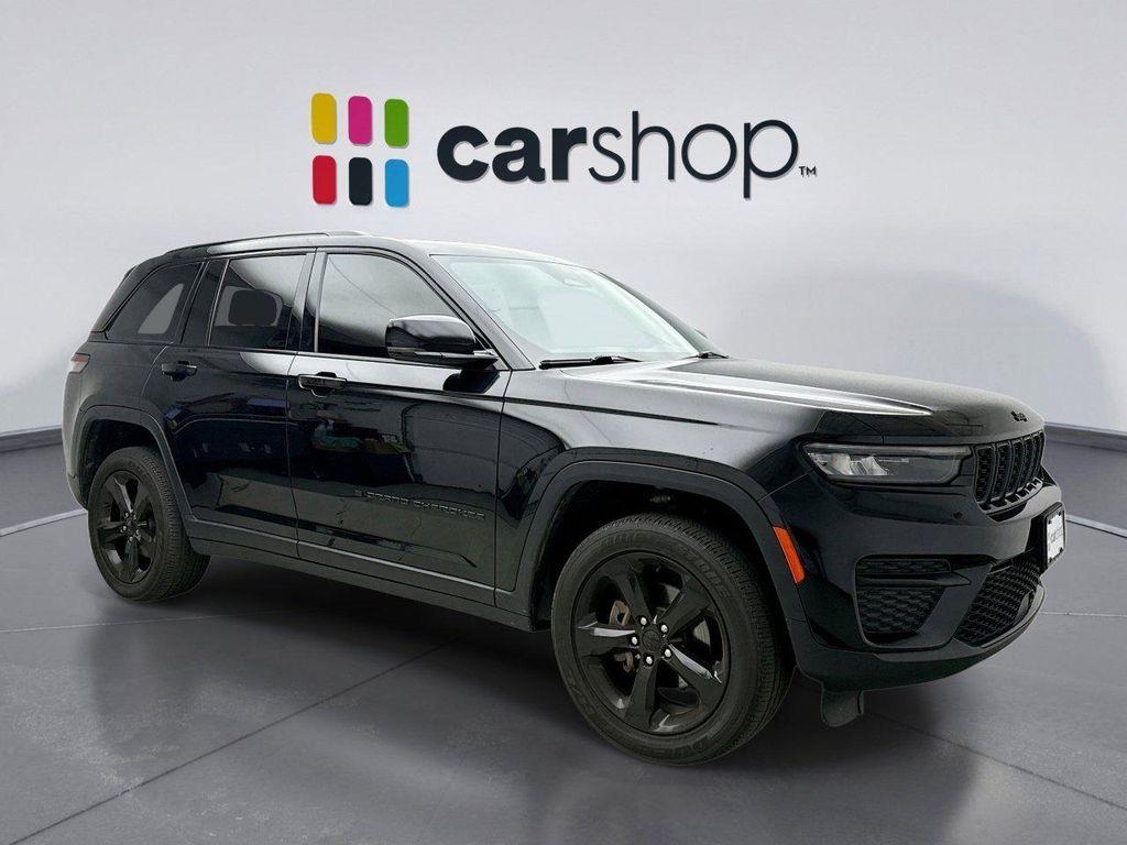used 2023 Jeep Grand Cherokee car, priced at $31,600