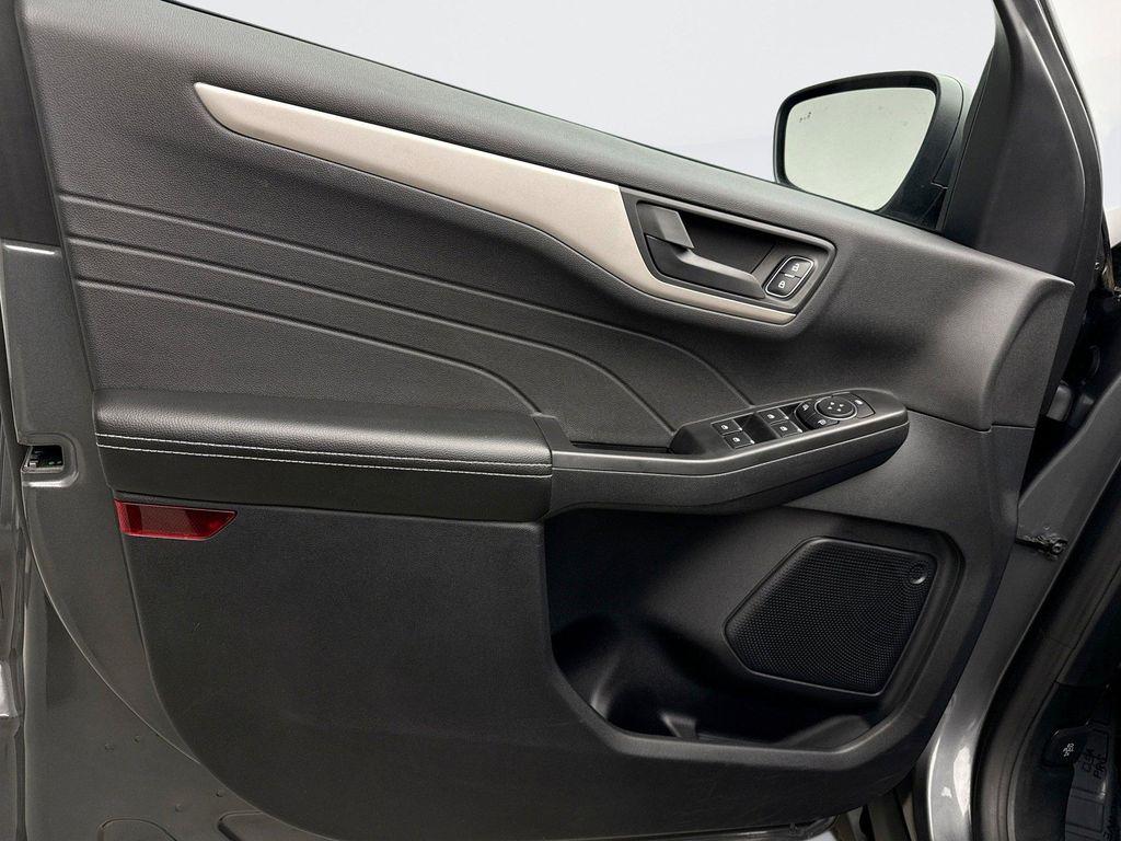 used 2022 Ford Escape car, priced at $21,098