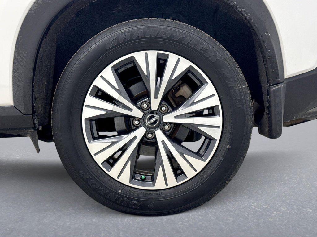 used 2023 Nissan Rogue car, priced at $22,700