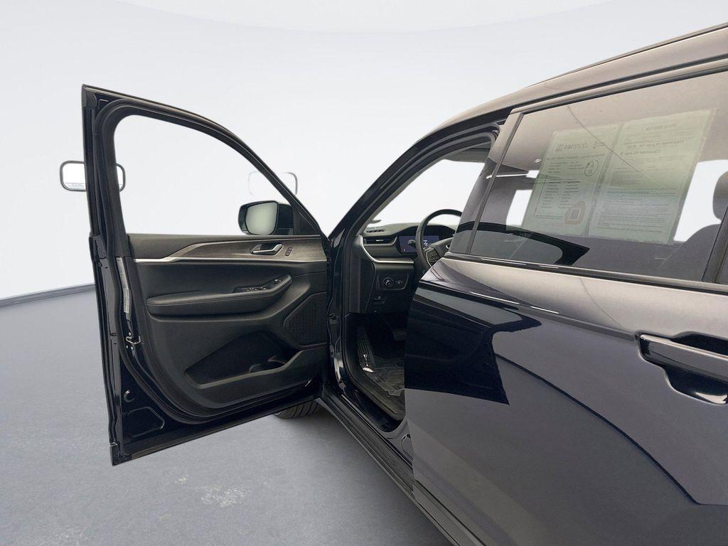 used 2023 Jeep Grand Cherokee L car, priced at $36,498