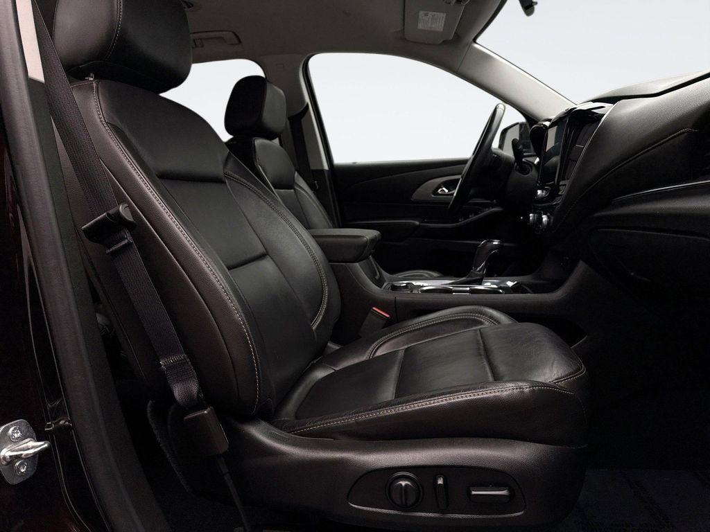 used 2020 Chevrolet Traverse car, priced at $19,349