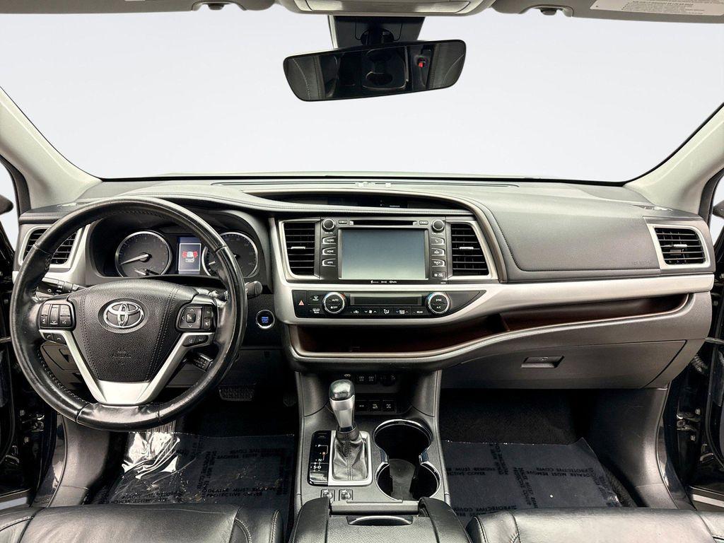 used 2018 Toyota Highlander car, priced at $20,648