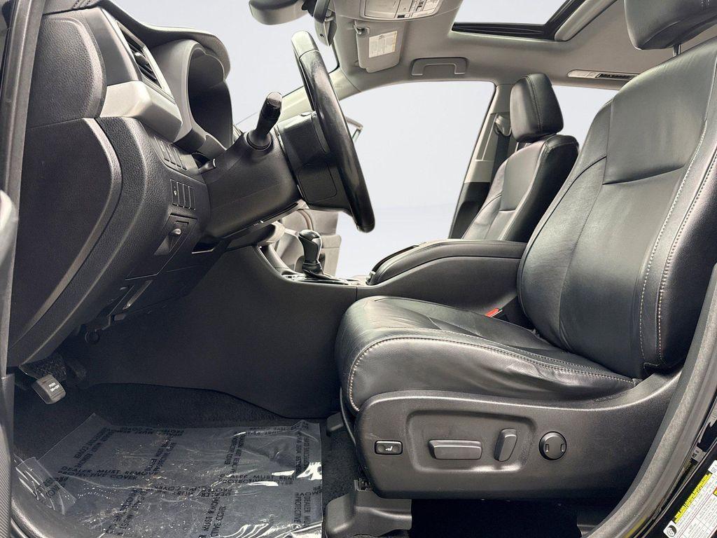used 2018 Toyota Highlander car, priced at $20,648