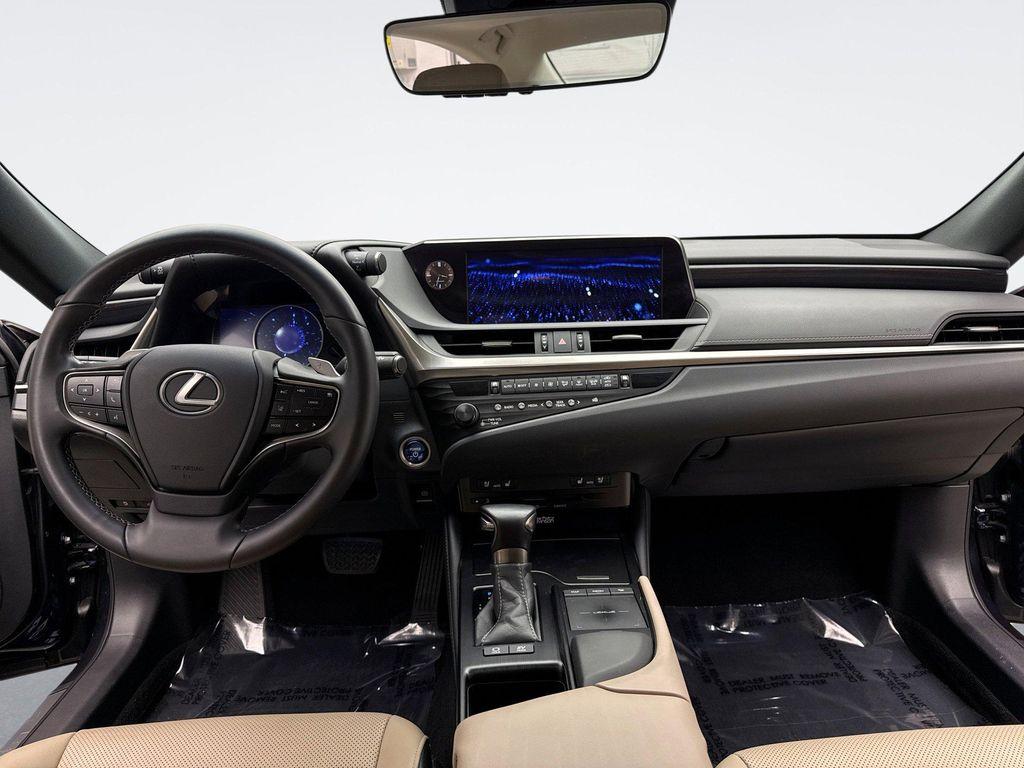 used 2020 Lexus ES 300h car, priced at $25,949