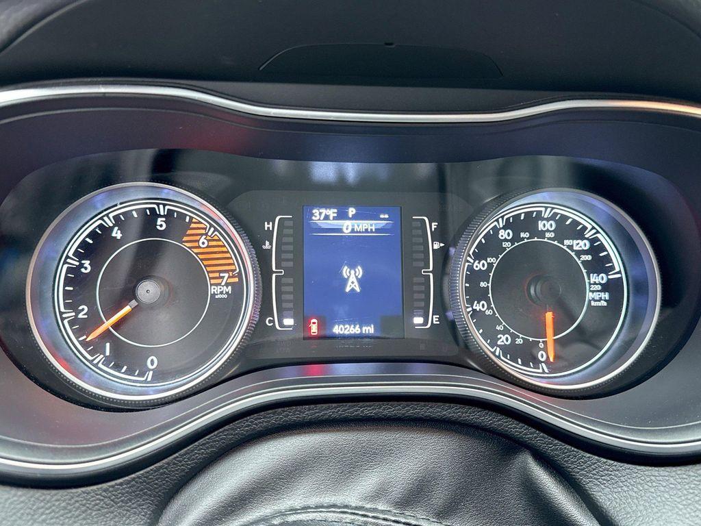 used 2019 Jeep Cherokee car, priced at $18,550