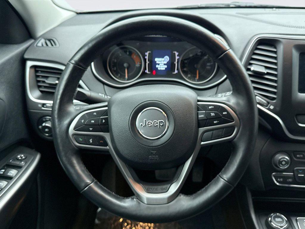 used 2019 Jeep Cherokee car, priced at $18,550