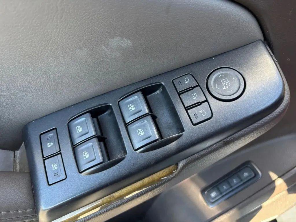 used 2017 GMC Yukon car, priced at $19,967