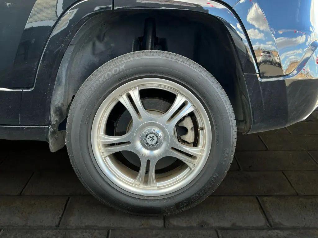 used 2017 Jeep Cherokee car, priced at $14,984