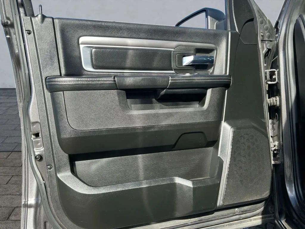 used 2021 Ram 1500 Classic car, priced at $27,484