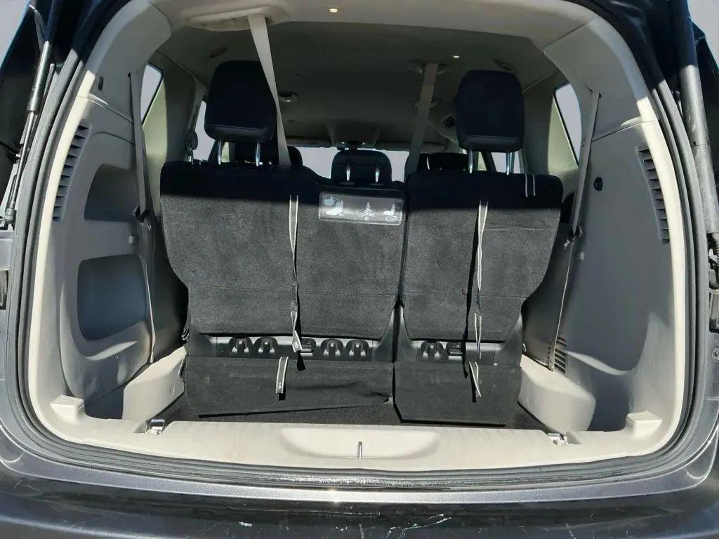 used 2017 Chrysler Pacifica car, priced at $11,984