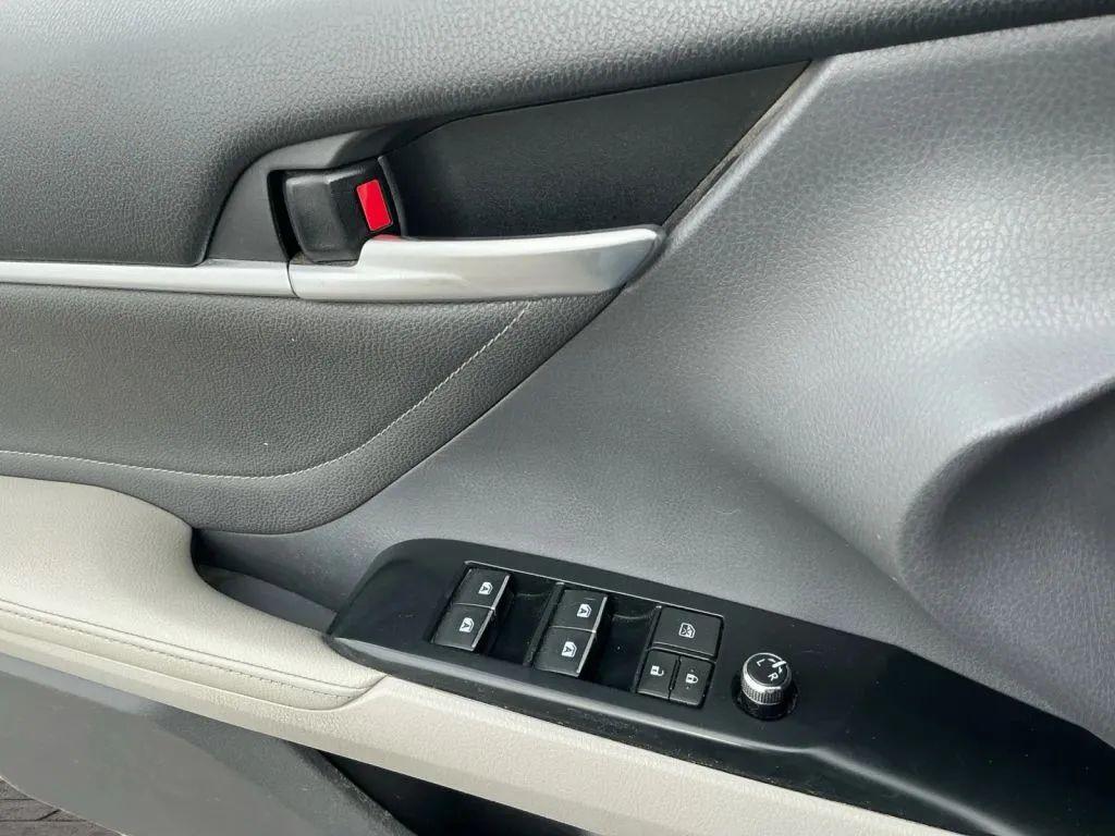 used 2018 Toyota Camry car, priced at $17,984