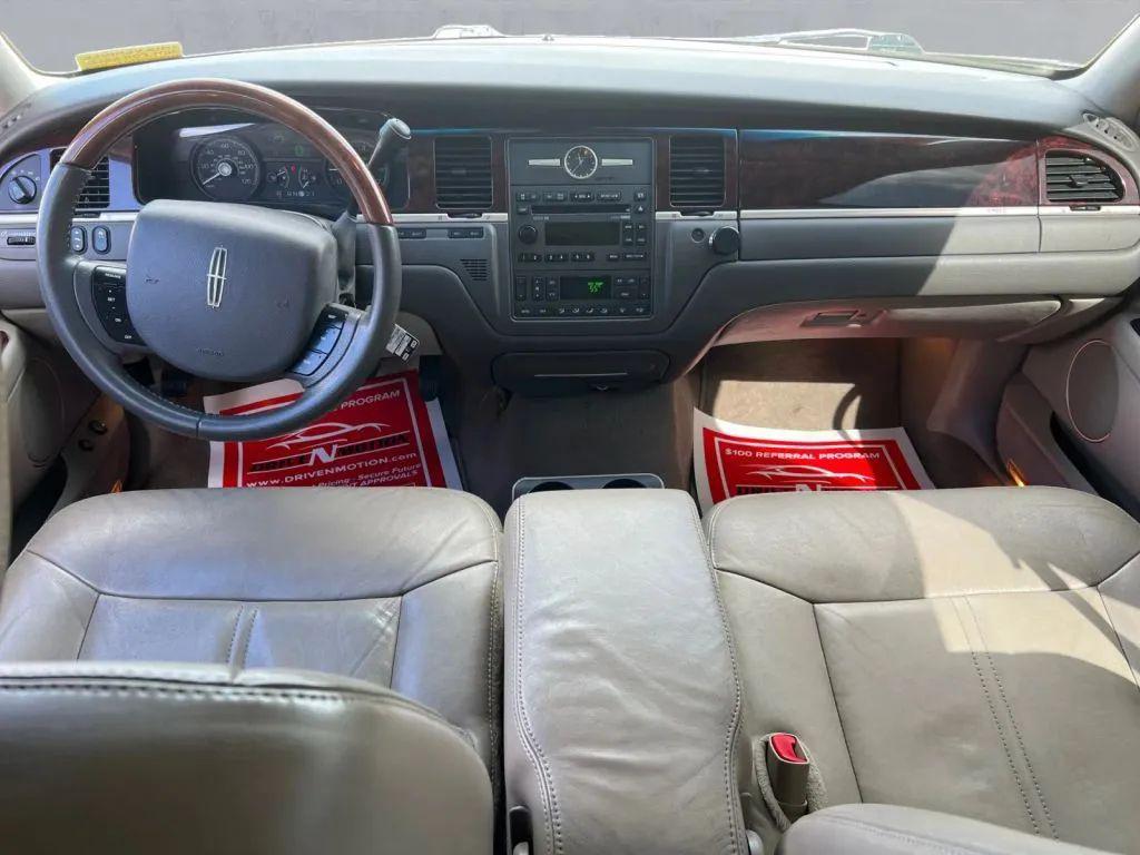 used 2011 Lincoln Town Car car, priced at $8,984