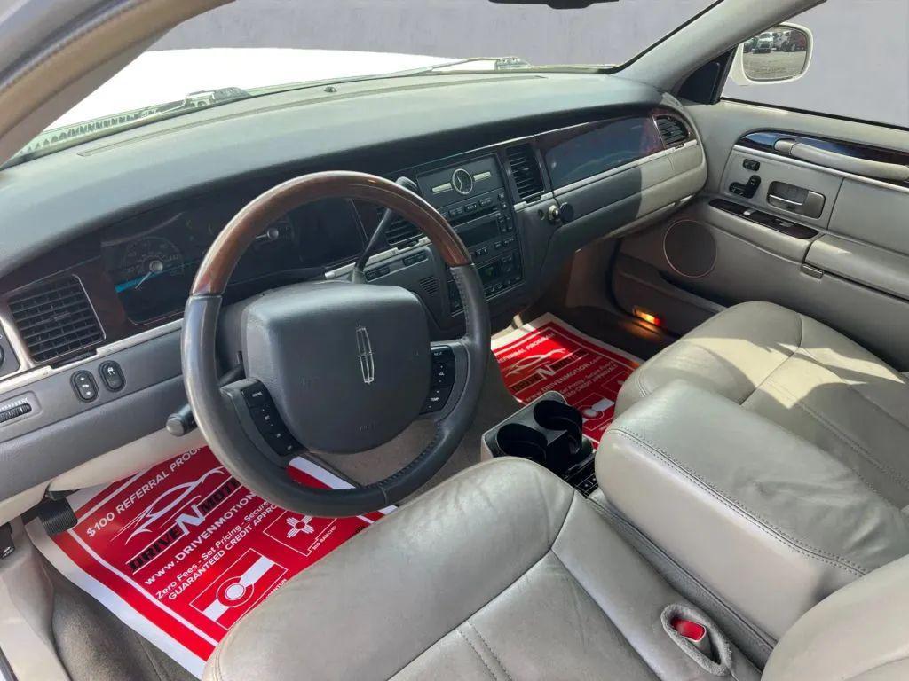 used 2011 Lincoln Town Car car, priced at $8,984