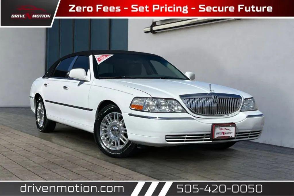 used 2011 Lincoln Town Car car, priced at $8,984