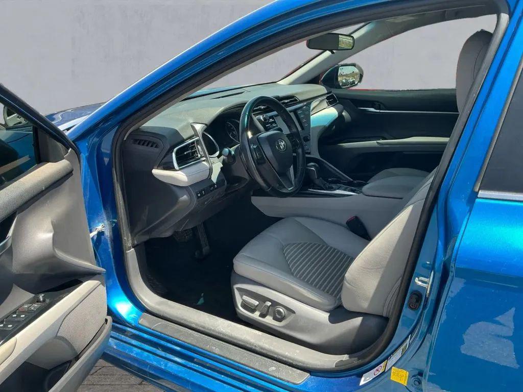 used 2018 Toyota Camry Hybrid car, priced at $20,984