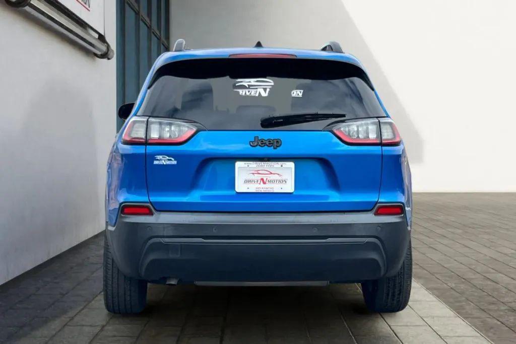 used 2020 Jeep Cherokee car, priced at $12,484