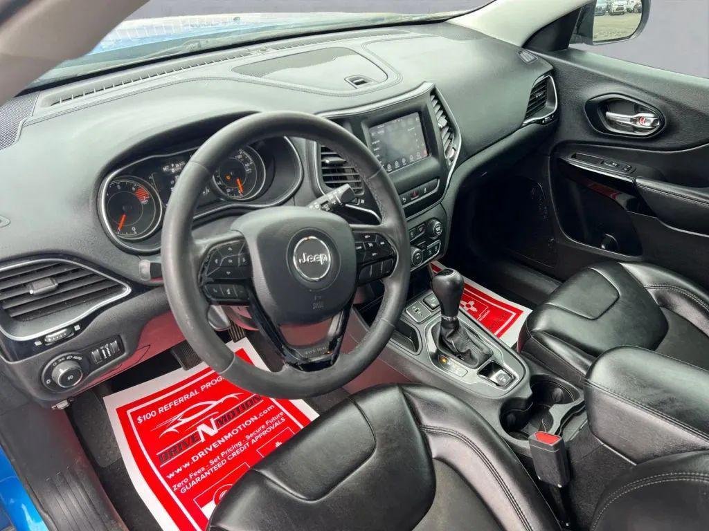 used 2020 Jeep Cherokee car, priced at $12,484