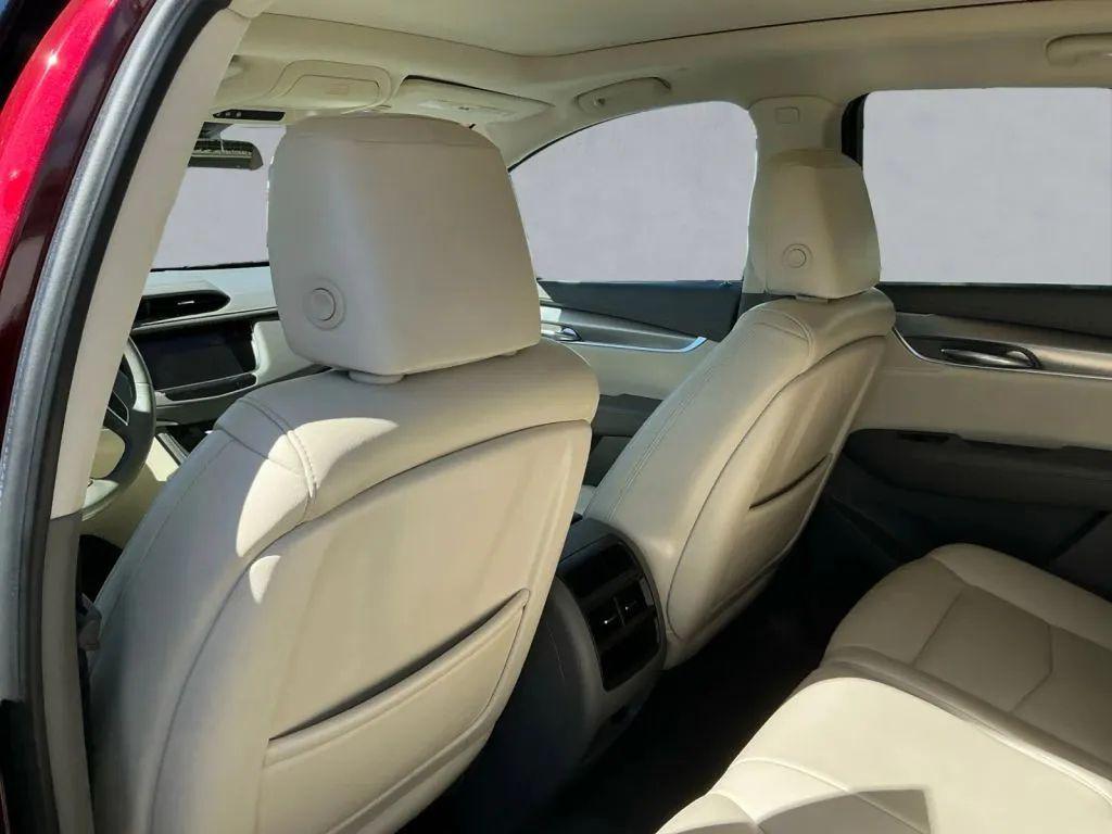 used 2017 Cadillac XT5 car, priced at $16,971
