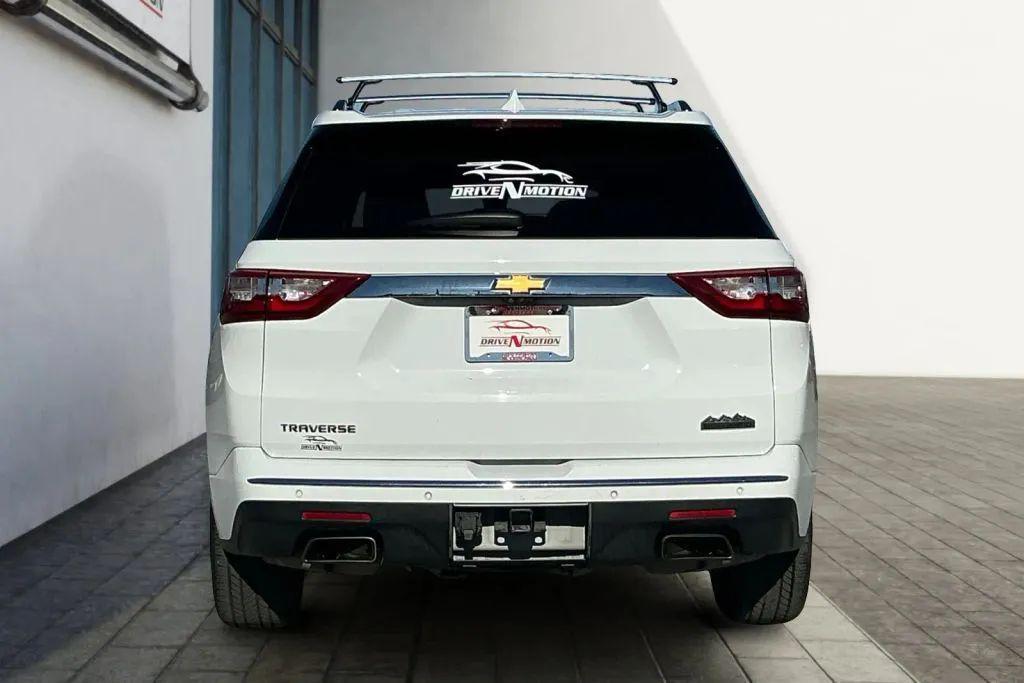 used 2021 Chevrolet Traverse car, priced at $19,984