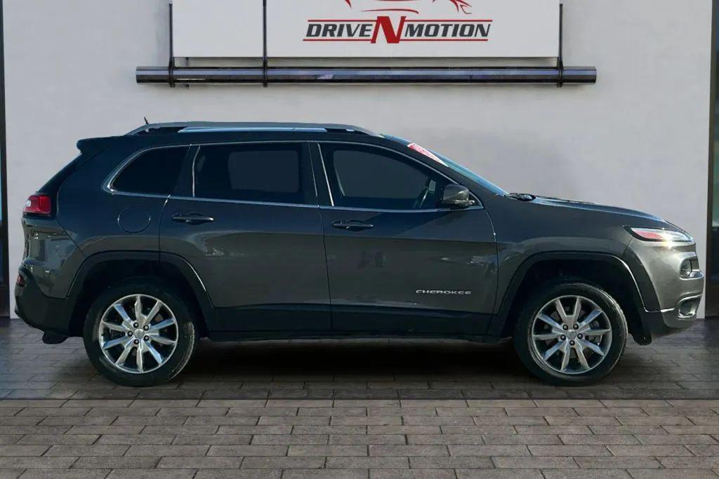 used 2014 Jeep Cherokee car, priced at $9,984