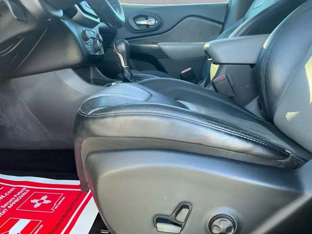 used 2014 Jeep Cherokee car, priced at $9,984