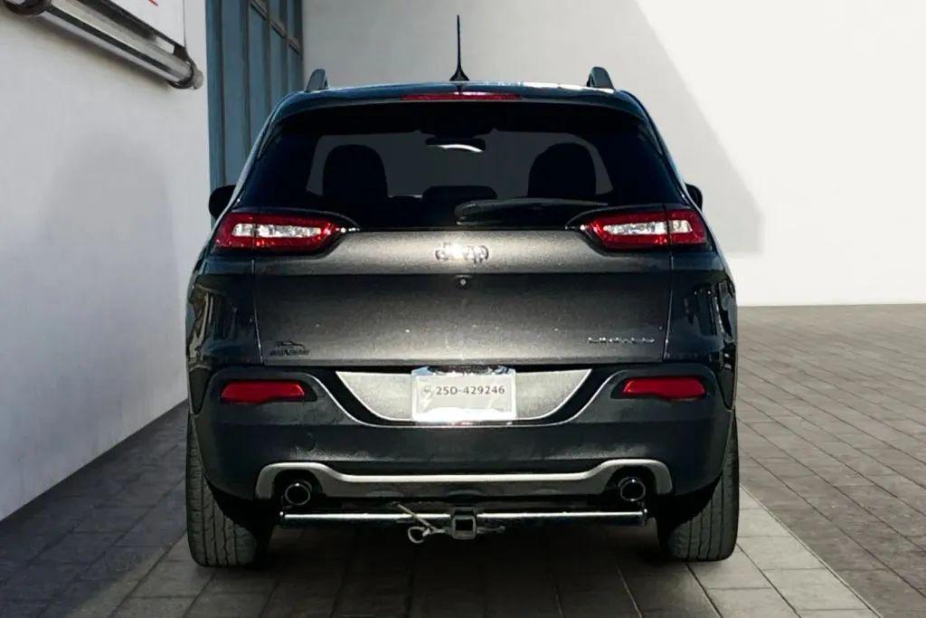 used 2014 Jeep Cherokee car, priced at $9,984