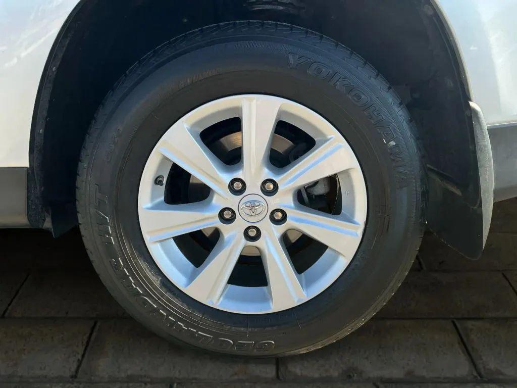 used 2011 Toyota Highlander car, priced at $12,484