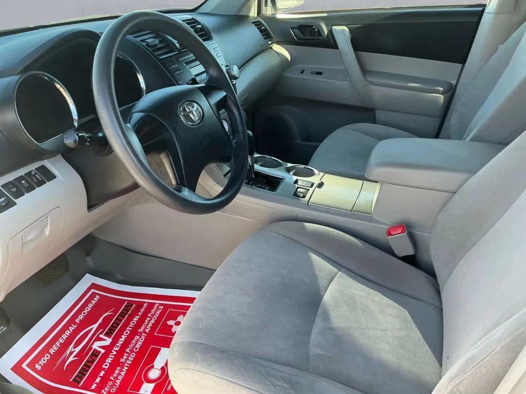 used 2011 Toyota Highlander car, priced at $12,484