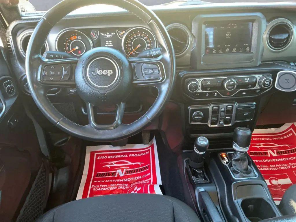 used 2022 Jeep Gladiator car, priced at $33,471