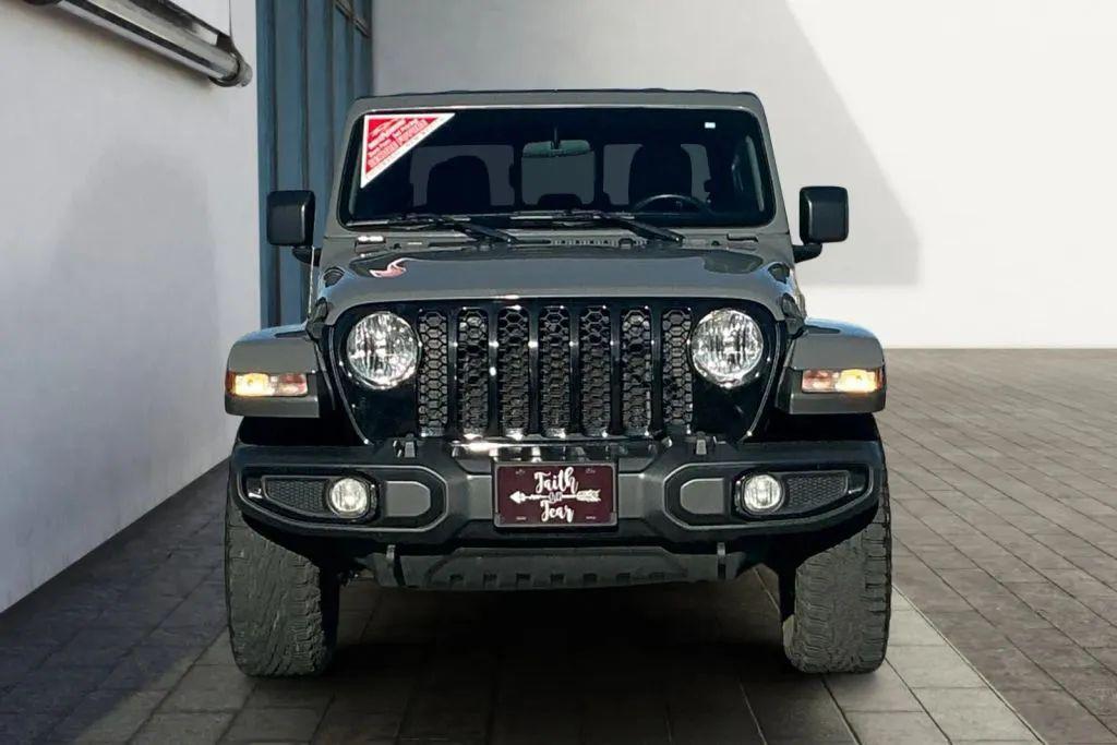 used 2022 Jeep Gladiator car, priced at $33,471