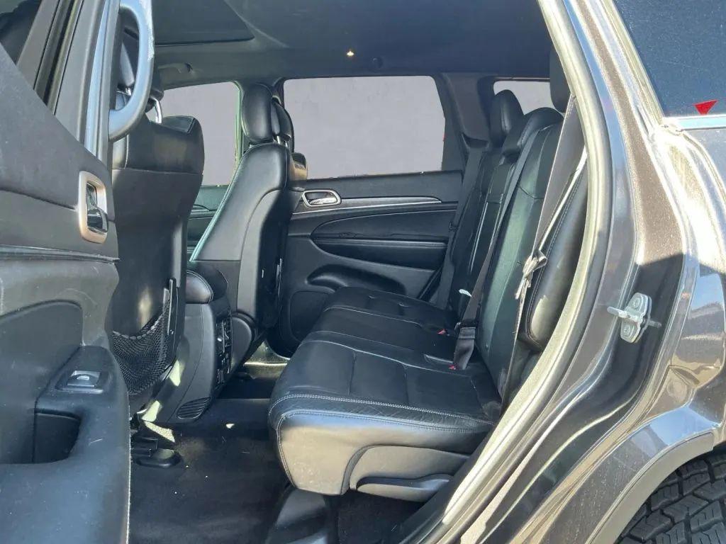 used 2017 Jeep Grand Cherokee car, priced at $13,484