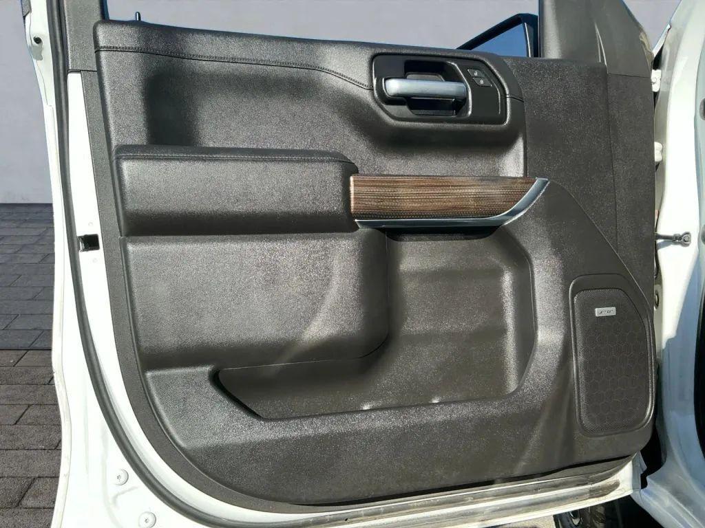 used 2021 Chevrolet Silverado 1500 car, priced at $32,971