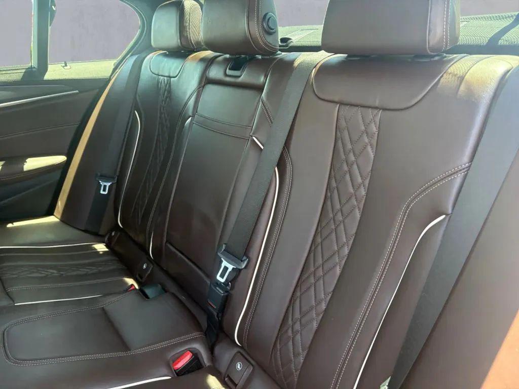 used 2021 BMW M550 car, priced at $37,984