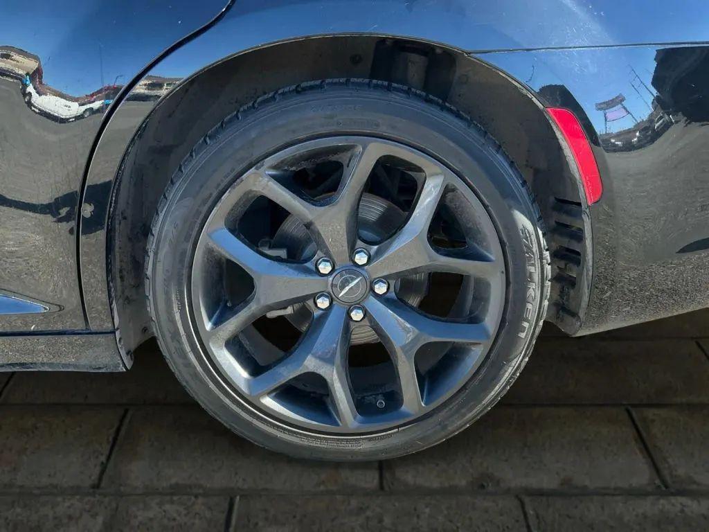 used 2022 Chrysler 300 car, priced at $21,984