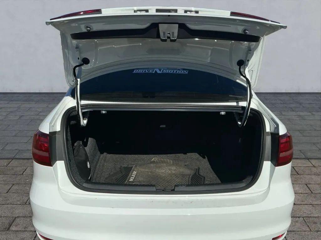 used 2017 Volkswagen Jetta car, priced at $9,471