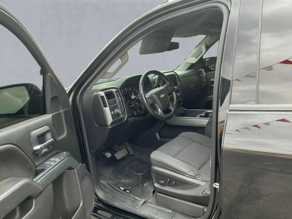 used 2018 Chevrolet Silverado 1500 car, priced at $22,984