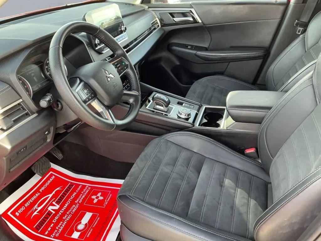 used 2024 Mitsubishi Outlander car, priced at $23,971