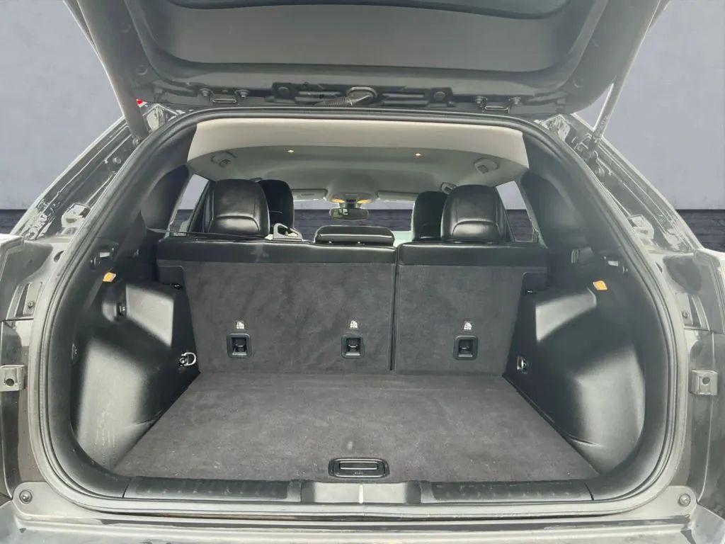 used 2020 Jeep Cherokee car, priced at $14,484