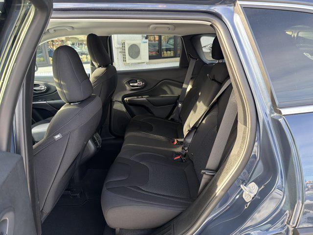 used 2019 Jeep Cherokee car, priced at $12,995