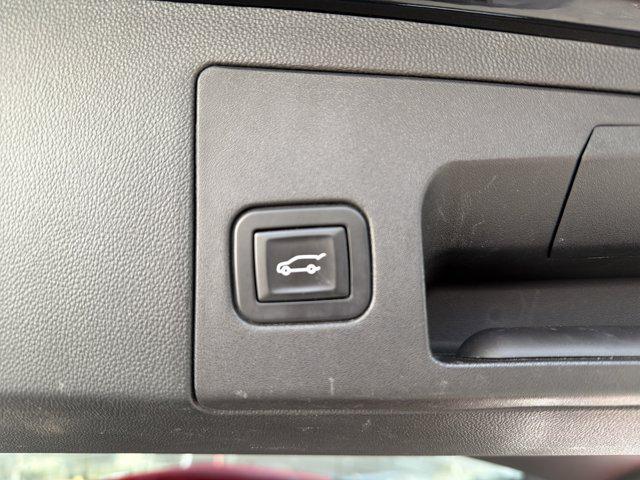 used 2017 Cadillac XT5 car, priced at $14,995